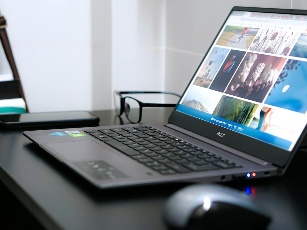 wordpress plugin comparison laptop